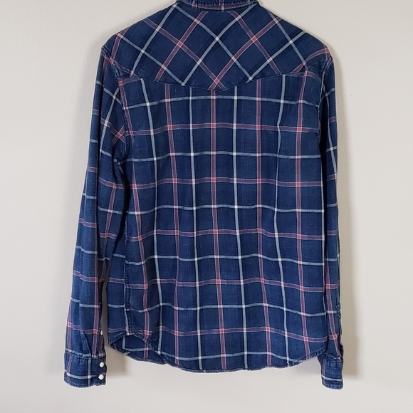 GAP Denim Slim Fit Long Sleeve Button Down Shirt Size Medium - Picture 2 of 4